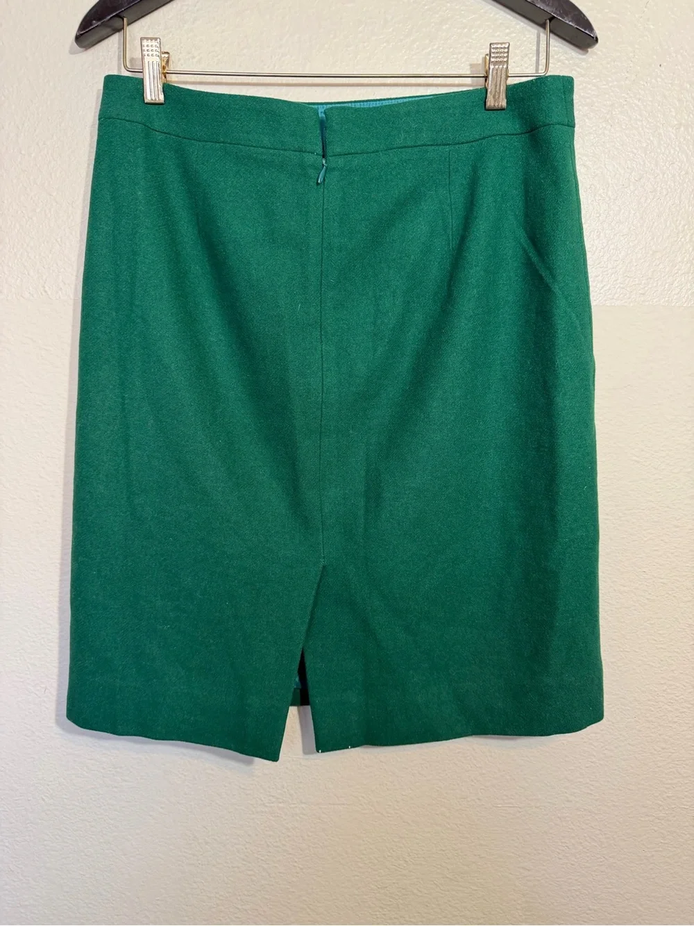 J. Crew Wool Green Women's Pencil Skirt - Classic Workwear